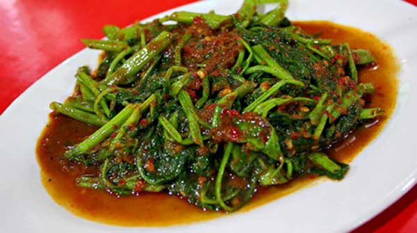 Tumis kangkung terasi